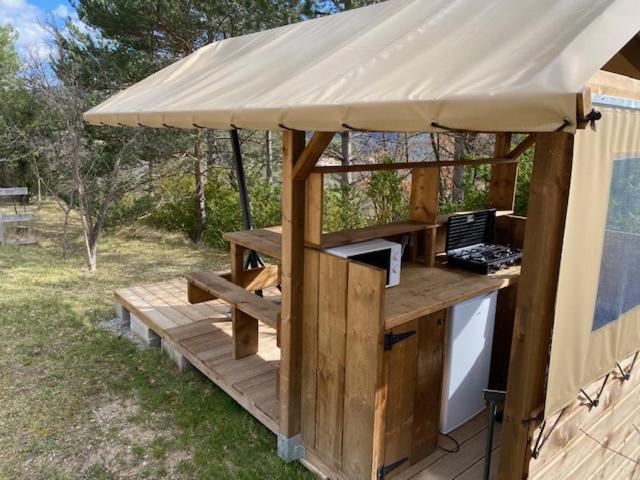 Camping Les Hauts De Rosans المظهر الخارجي الصورة